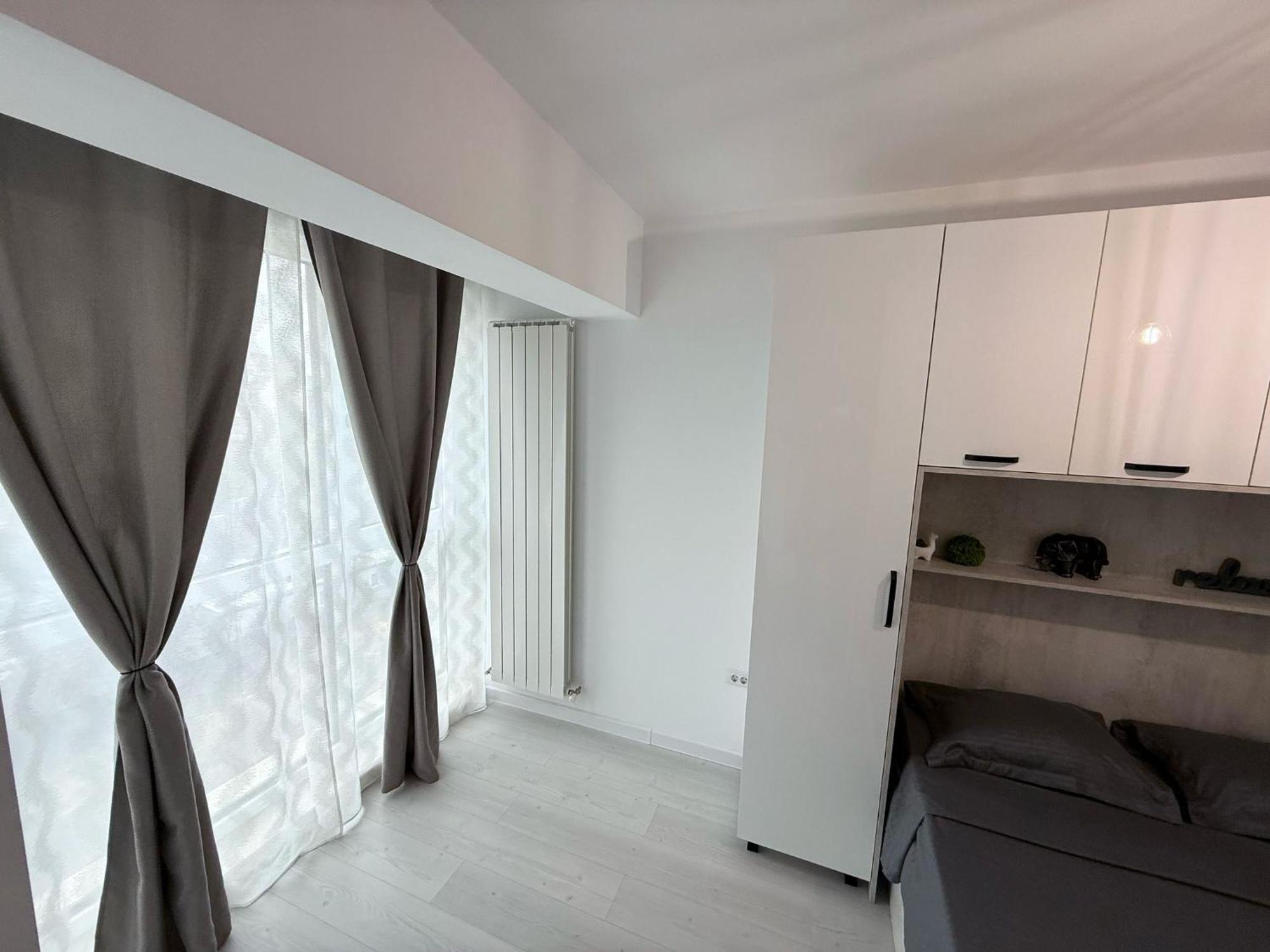 Apartment Sky View - Free Parking Iasi